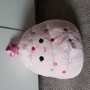 Squishmallows 2021 Christmas Tree Pink Garnet